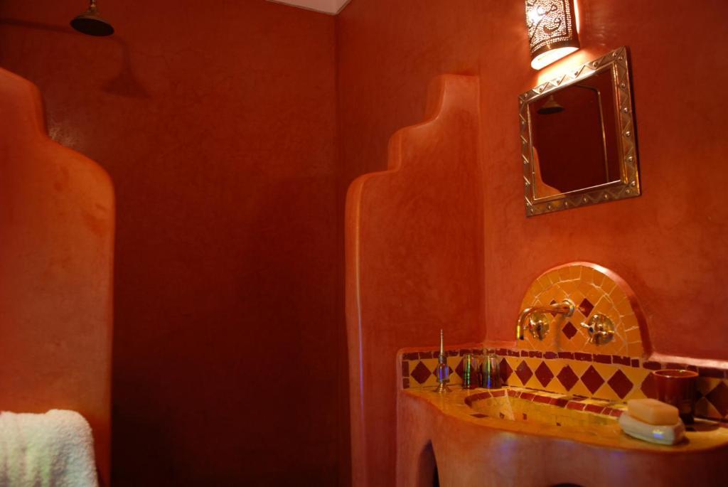 Riad Mehdia Marrakesh Room photo