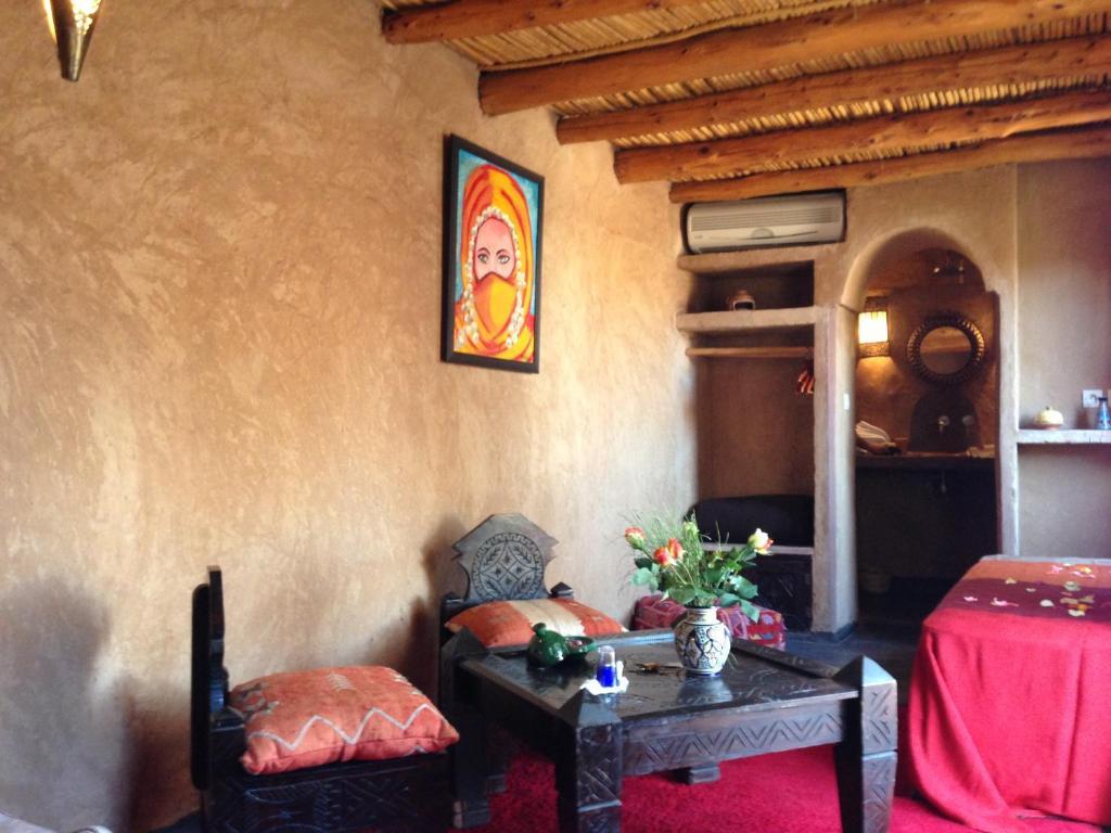 Riad Mehdia Marrakesh Room photo